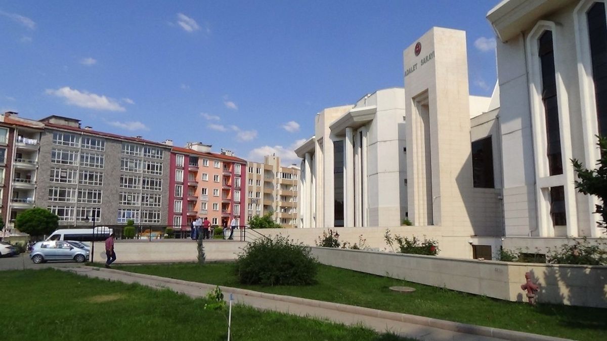 Suç Makineleri Polis Tarafından Yakalandı