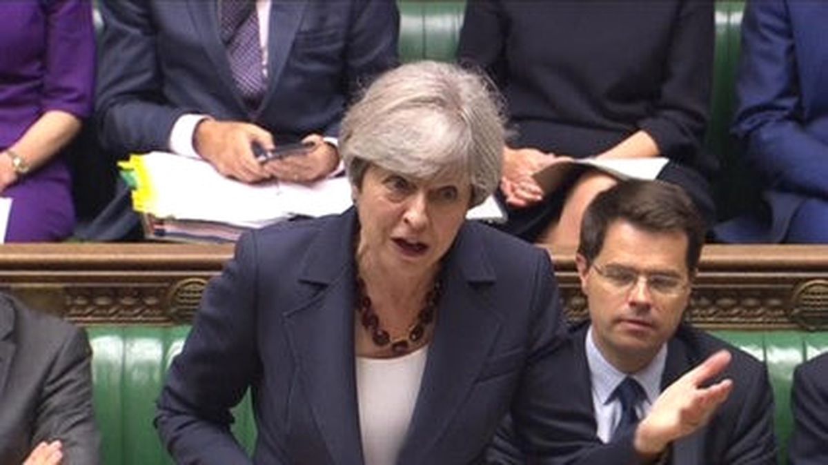 Theresa May: "Brexit\'i Kolaylaştırmak İçin Uygulama Sürecine Geçilmeli"