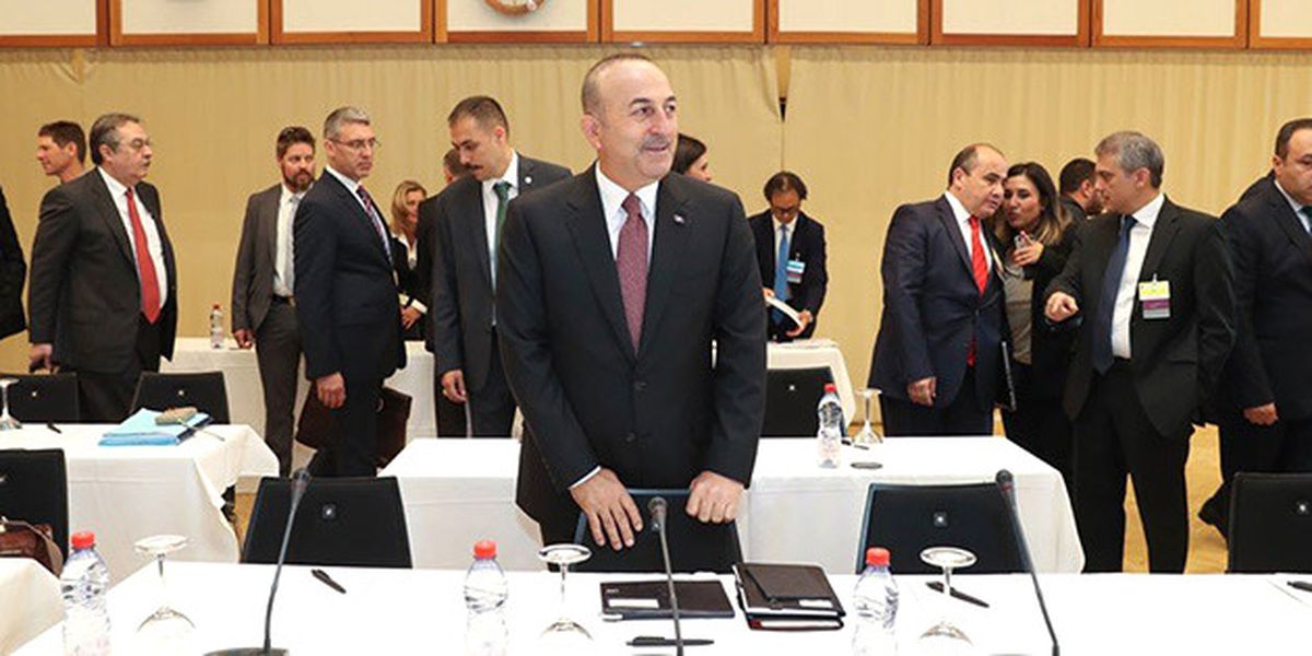 Türk Heyeti, Kıbrıs Konferansı\'nın İlk Gününde Mevcut Garanti Sisteminin Gerekliliğini Anlattı