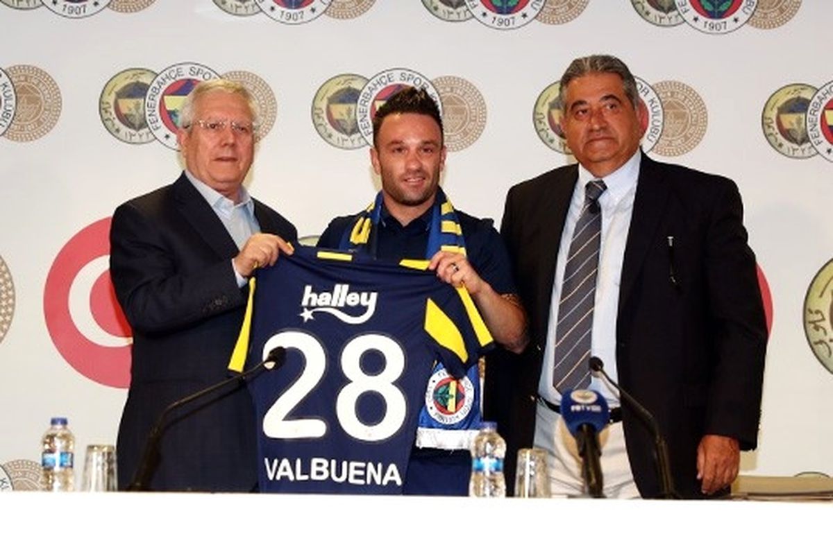 Valbuena Imzayı Attı