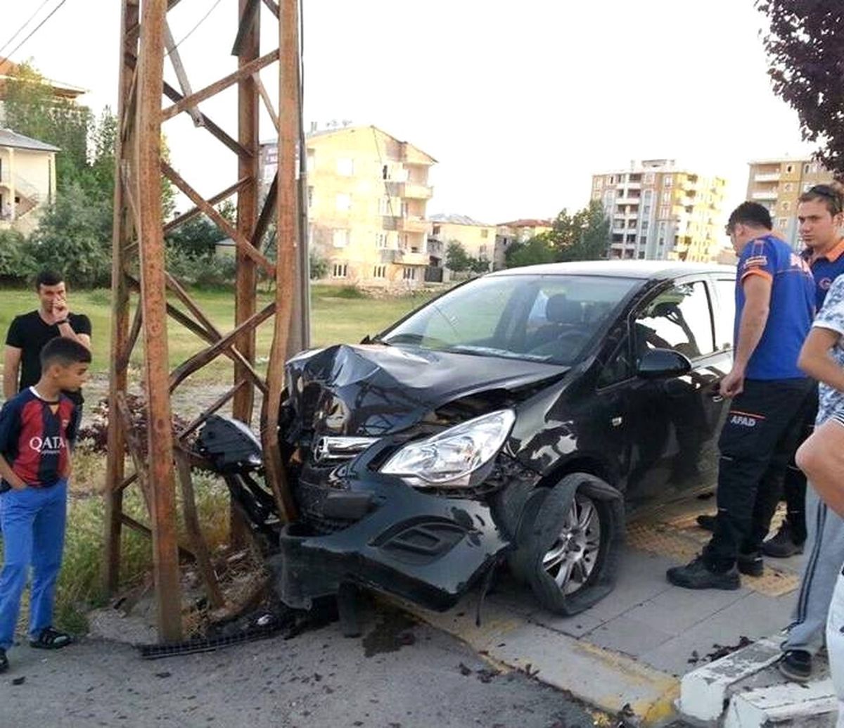 Van\'da Trafik Kazası: 2 Yaralı