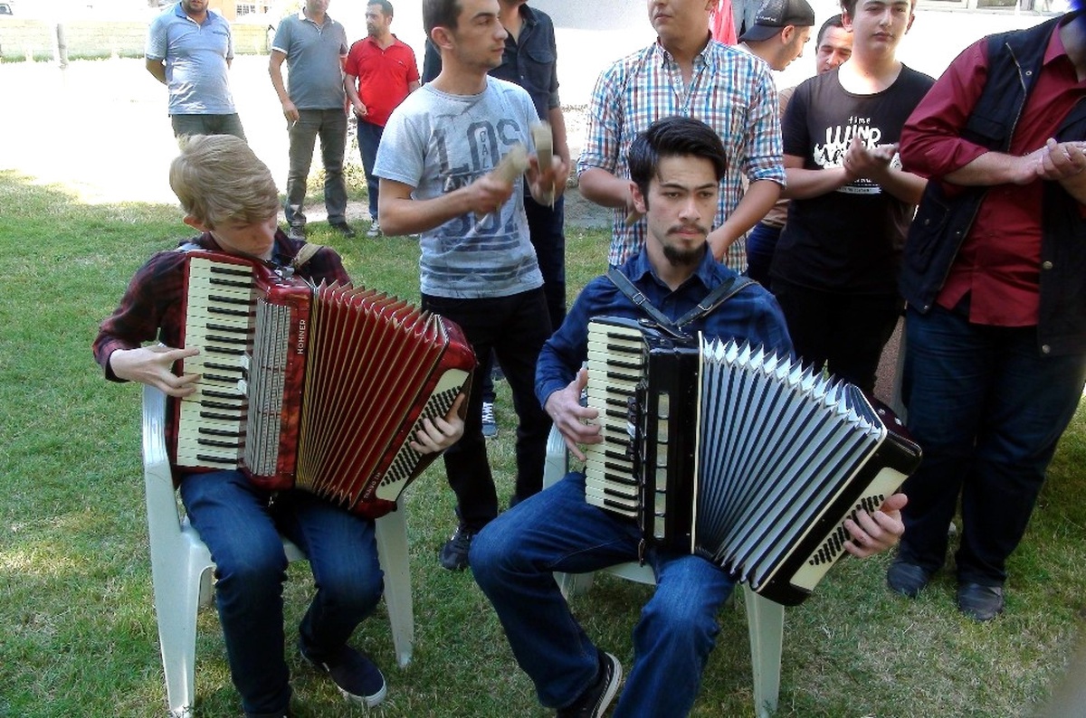 Yozgat\'ın Poyrazlı Köyü\'nde Kafkas Şenliği