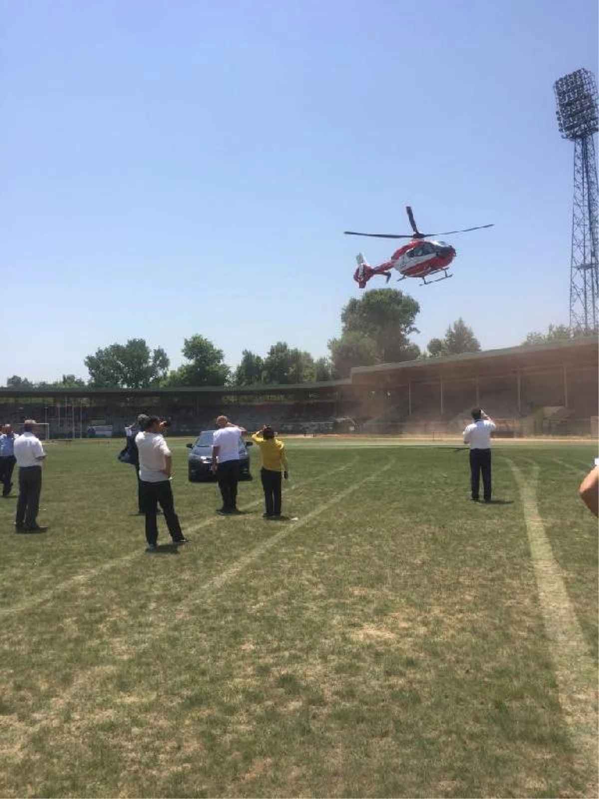 Adalet Yürüyüşü\'nde Kalp Spazmı Geçiren CHP Milletvekili Yıldız, Helikopterle İstanbul\'a Sevk Edildi