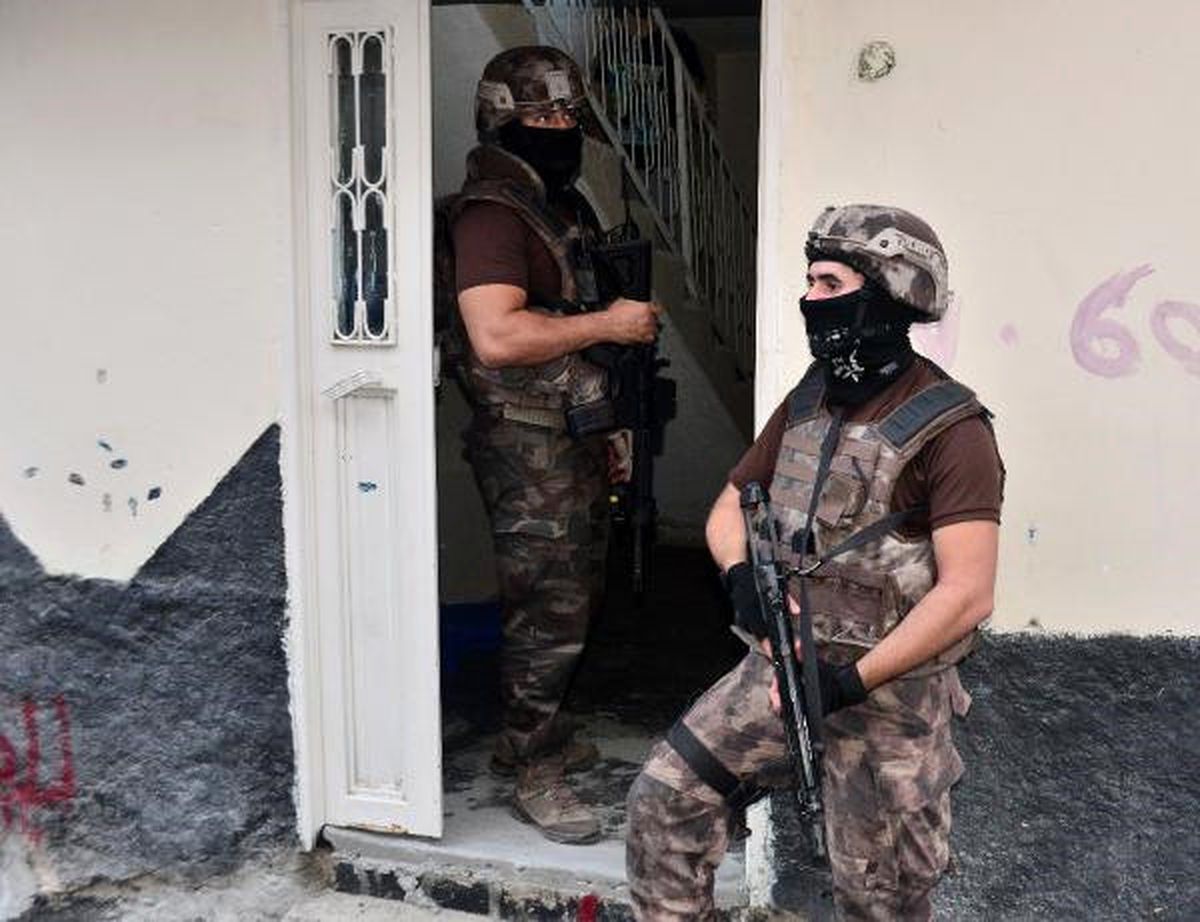 Adana Merkezli Fetö Operasyonu: 30 Gözaltı
