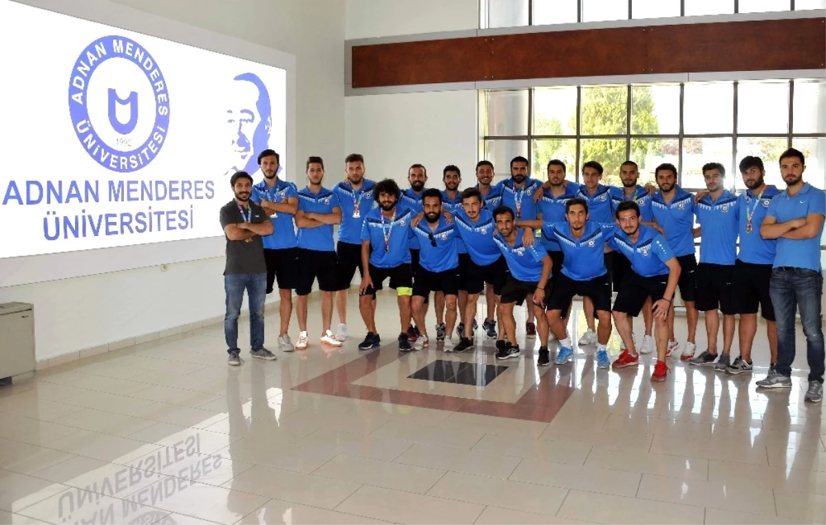 Adü Futbol Takımı Dünya Şampiyonasında Türkiye\'yi Temsil Edecek