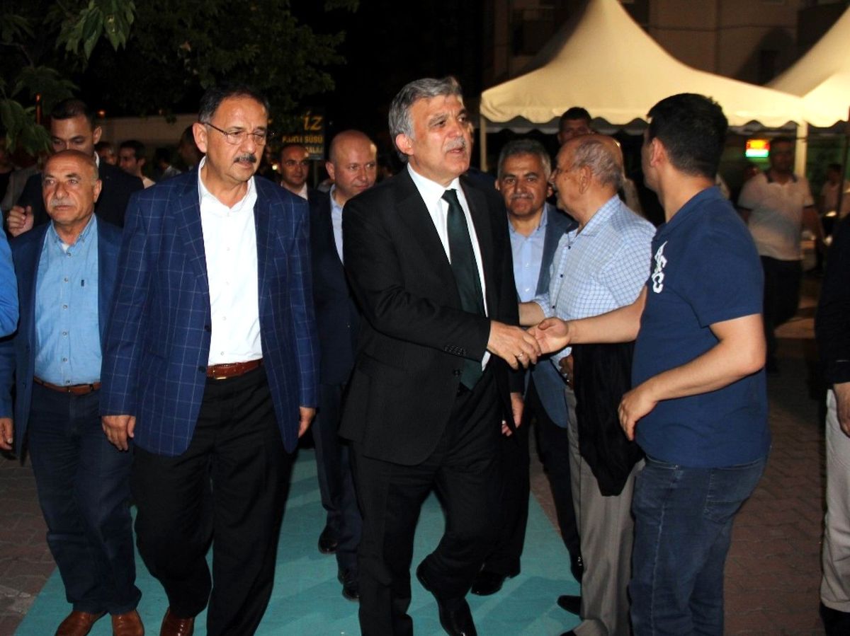 Bakan Özhaseki\'nin Annesinin Vefatı