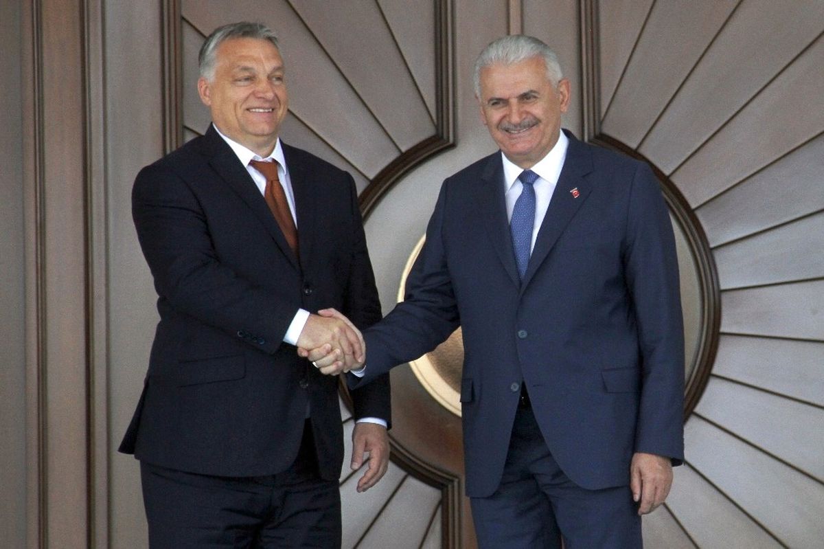 Başbakan Yıldırım, Orban ile Baş Başa Görüştü