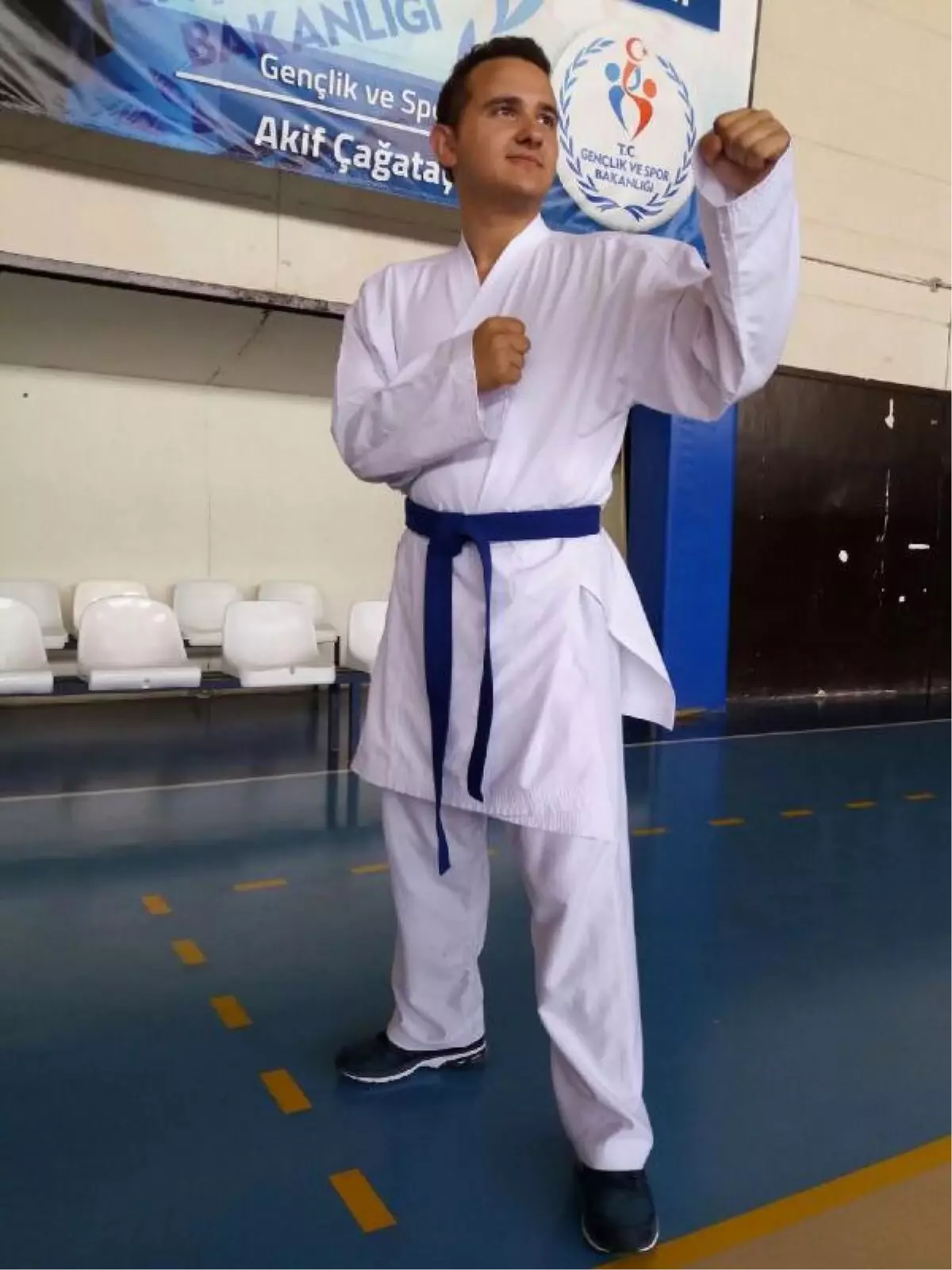 Bursa Yenişehirli İşitme Engelli Osman Emre\'nin Olimpiyat Sevinci