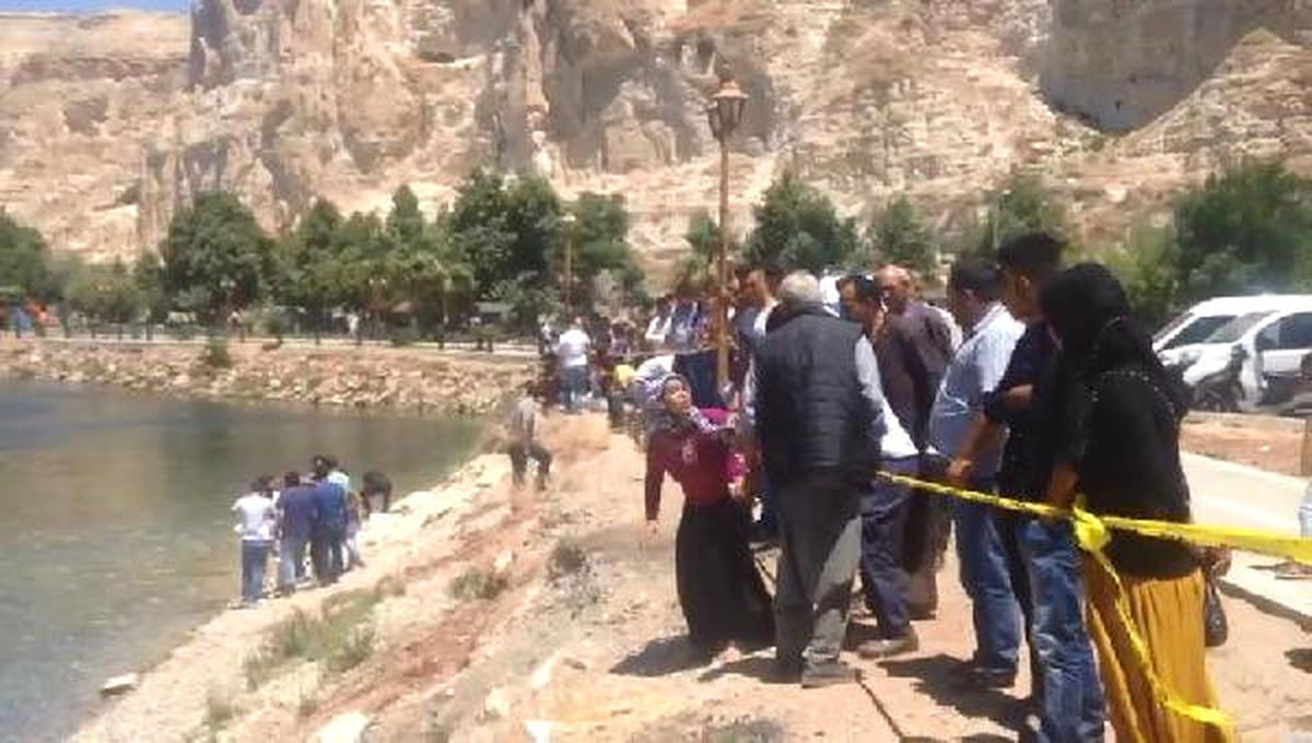 Fırat Nehri\'nde Yüzen 3 Suriyeli Kayboldu