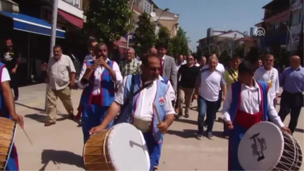 Geleneksel Akyazı Akbalık Yağlı Güreşleri