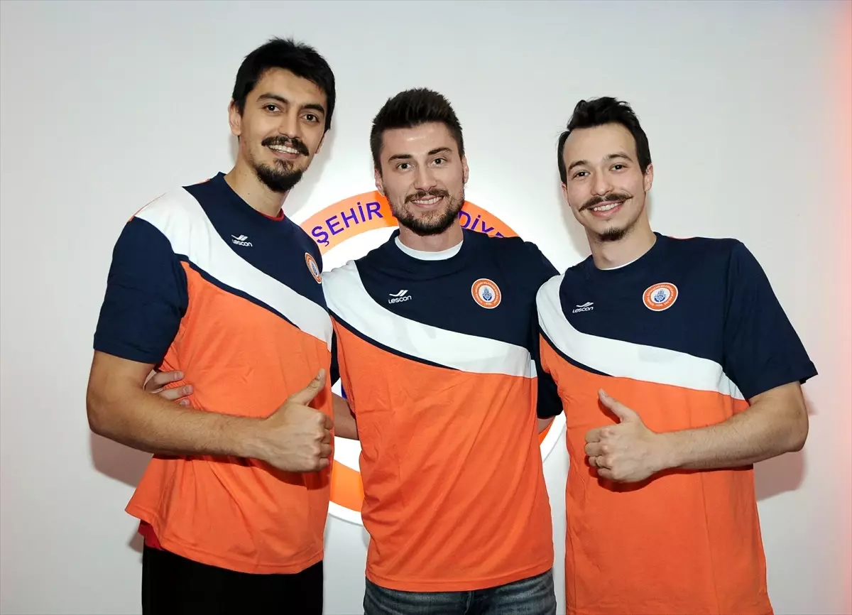 İstanbul Büyükşehir Belediyespor, 3 Voleybolcuyu Transfer Etti