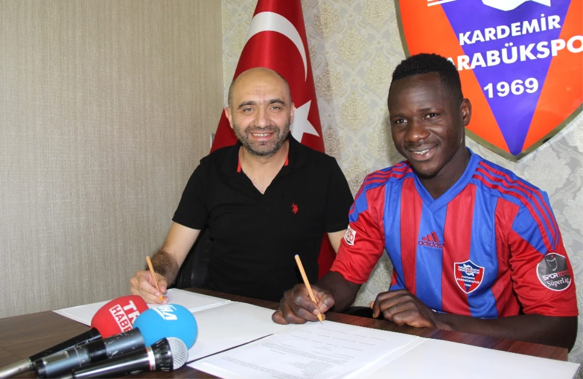Karabükspor, Hamidou Traore Ile 3 Yıllık Sözleşme Imzaladı