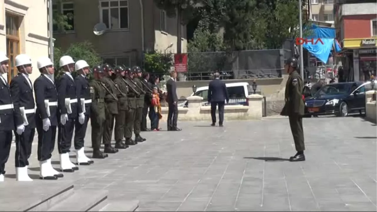 Kilis Valisi Tekinarslan, Göreve Başladı