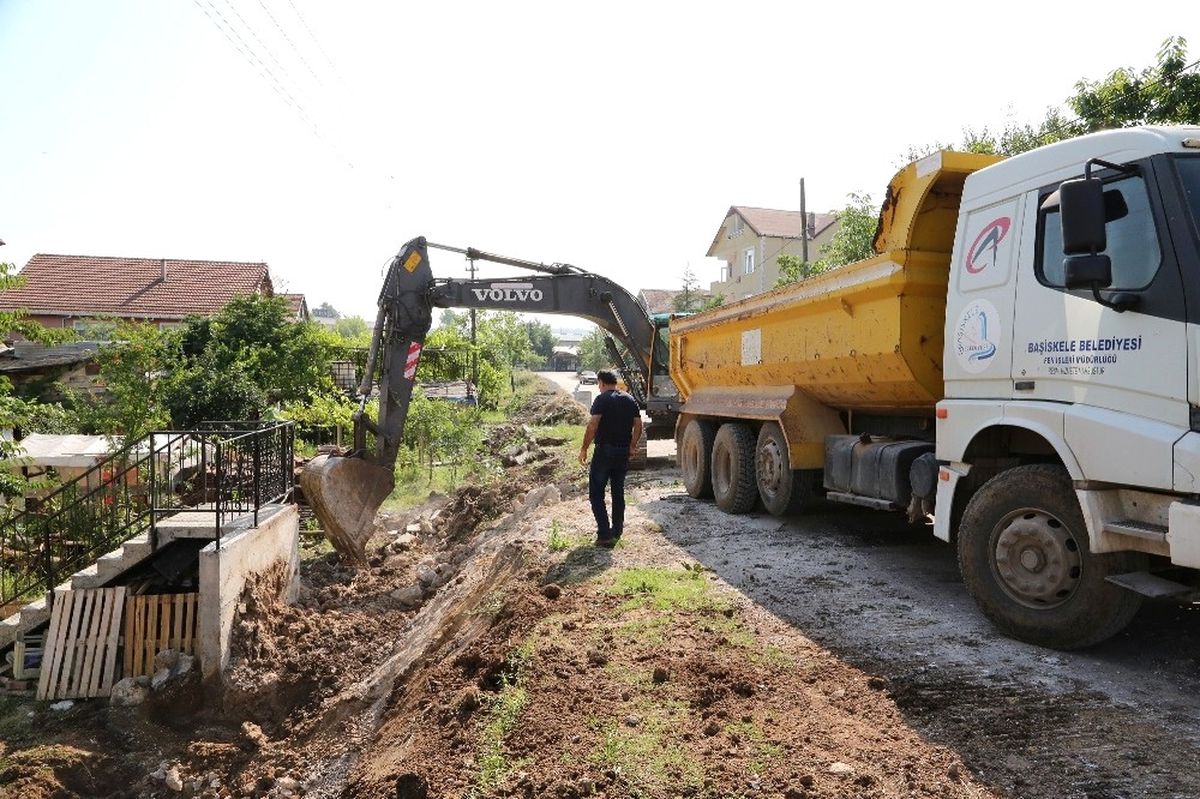 Körfez Mahallesi\'nde Yayalar İçin Çalışma Yapıldı