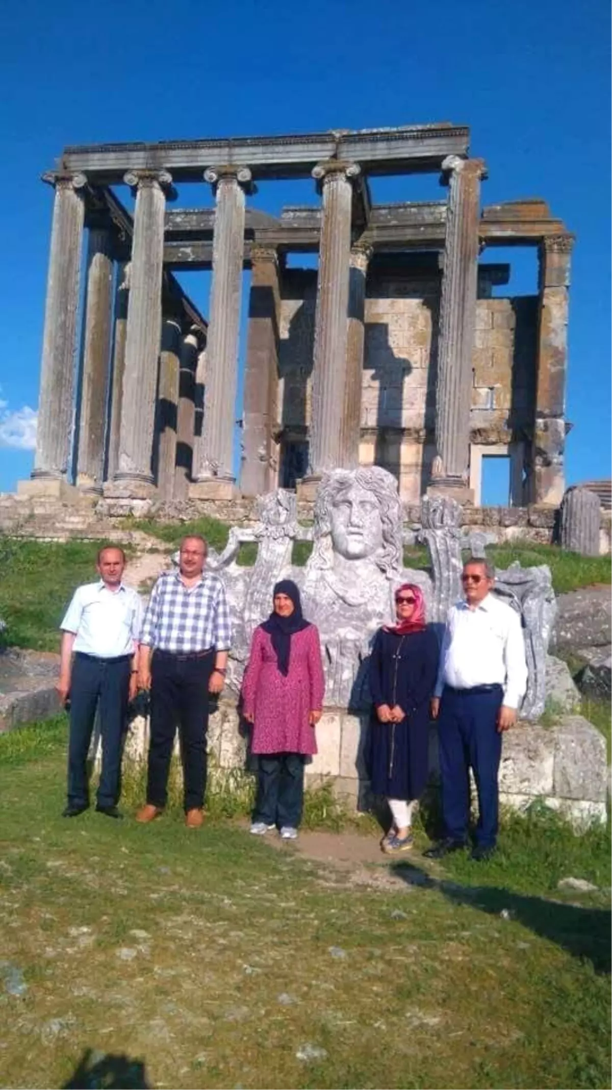 Nevşehir Belediye Başkanı Hasan Ünver, Çavdarhisar \'Aizanoi Antik Kenti\'ne Hayran Kaldı