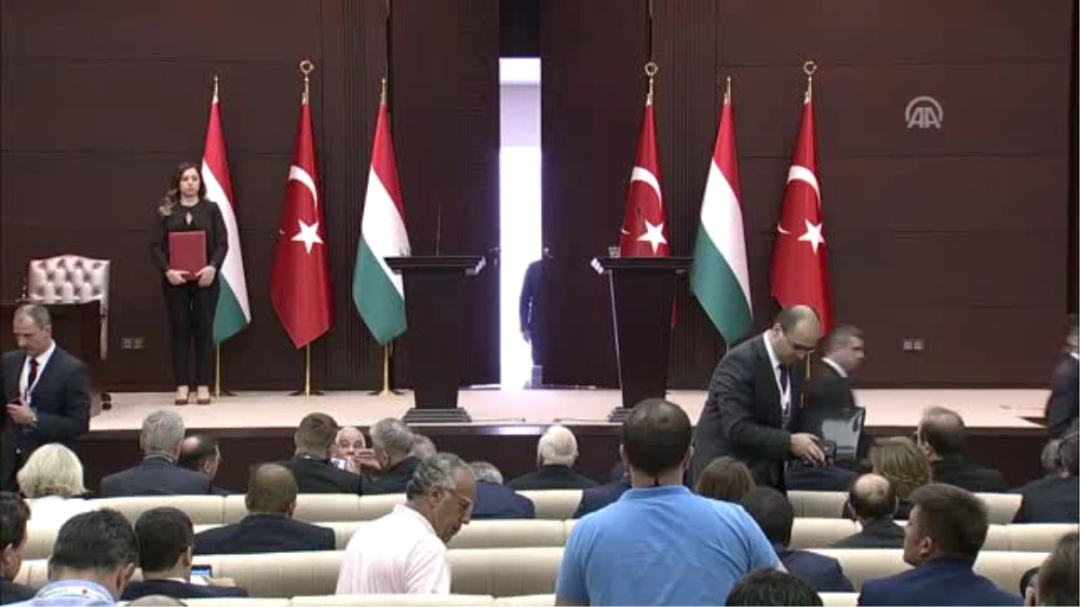 Türkiye Ile Macaristan Arasında 5 Anlaşma Imzalandı