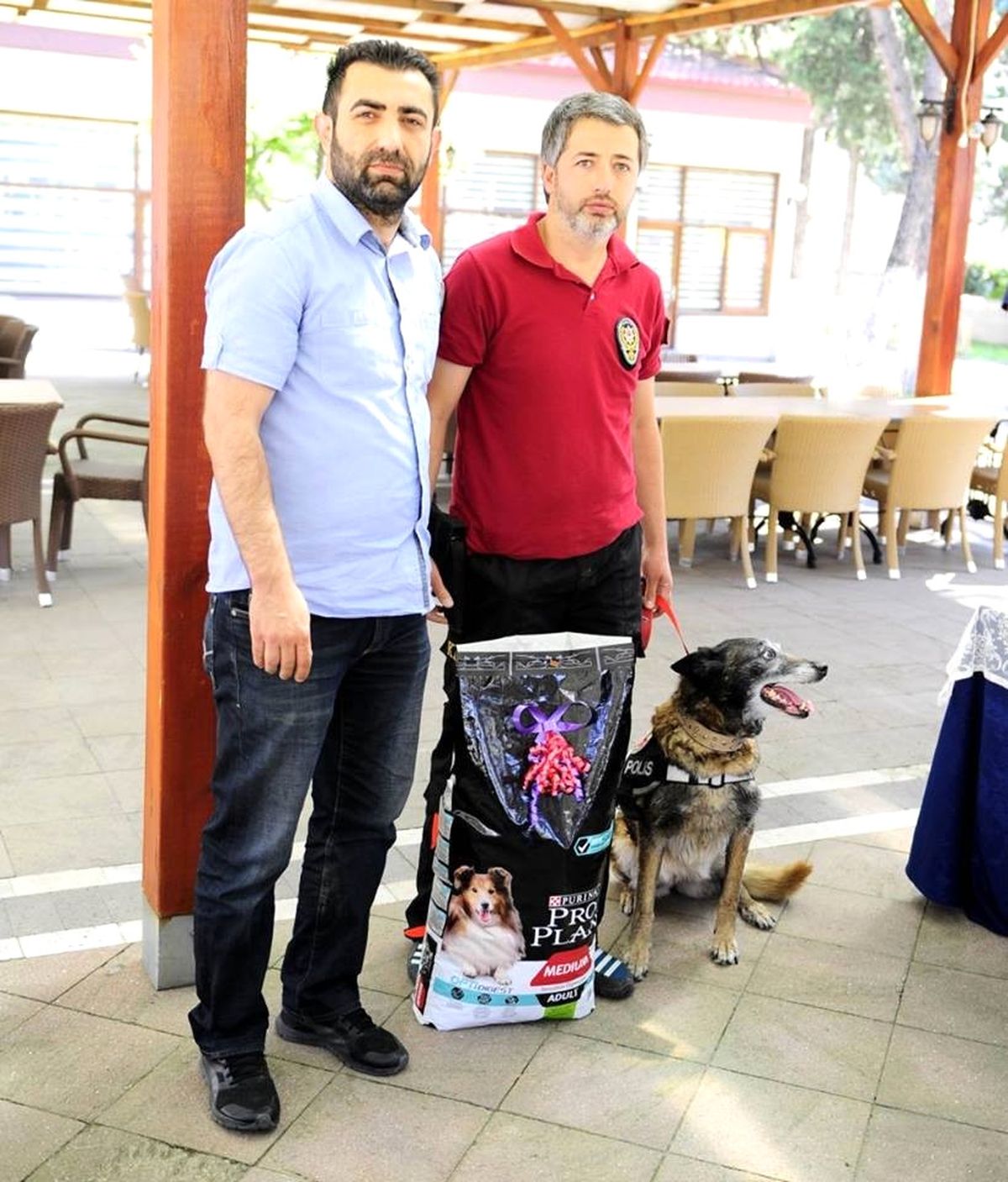Uşak\'ta Uyuşturucu ile Mücadele Eden Başarılı Personele Ödül