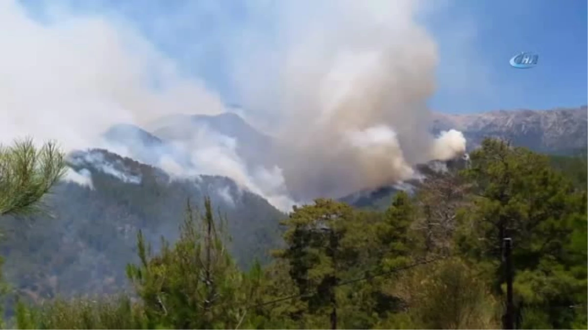 Anamur\'daki Orman Yangını, Kontrol Altına Alınamıyor