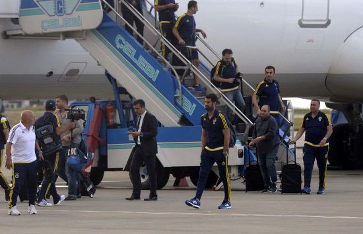 Fenerbahçe Kafilesi Düzce\'ye Gitti