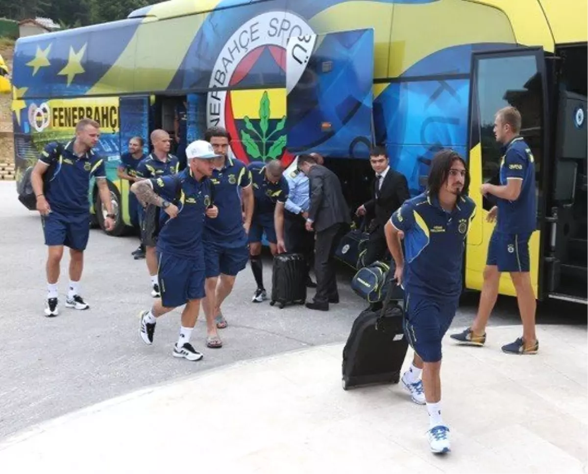 Fenerbahçe, Topuk Yaylası\'na Hareket Etti