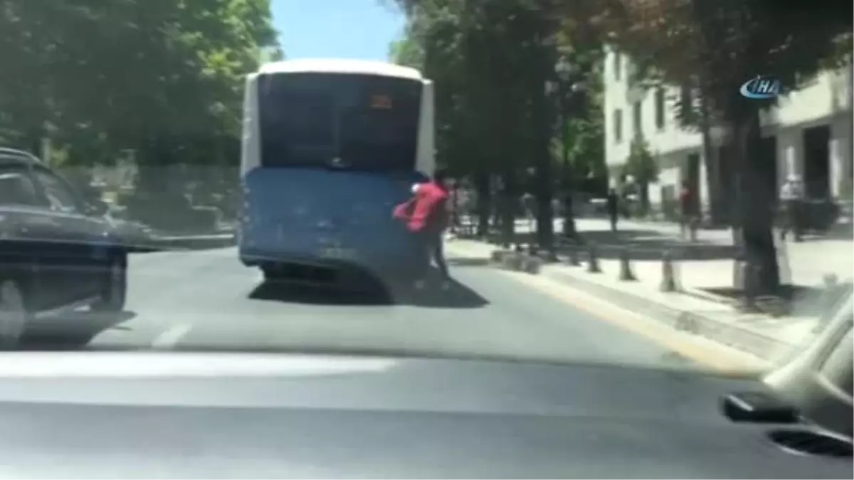 Patenli Gençlerin Trafikte Ölümle Dansı