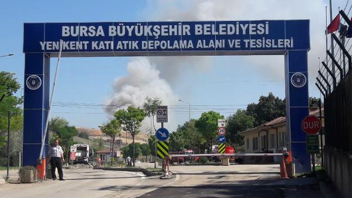 Bursa Hamitler Katı Atık Depolama Alanında Yangın (2)