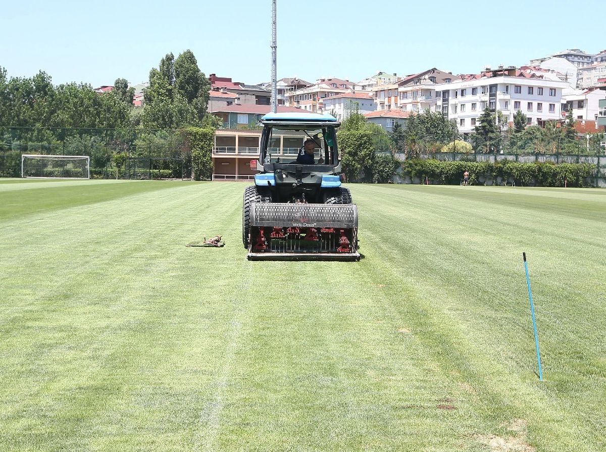 Can Bartu Tesisleri de Hibrit Çim Sistemine Geçiyor