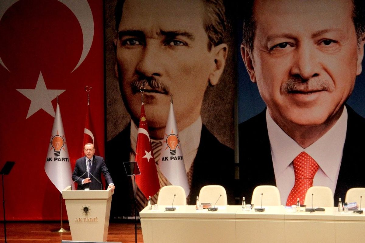 Cumhurbaşkanı Erdoğan\'dan Kılıçdaroğlu\'na: "Akılsız Başın Cezasını Ayaklar Çeker"