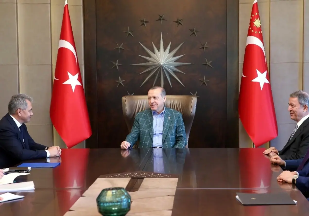 Cumhurbaşkanı Erdoğan, Rusya Savunma Bakanı Şoygu\'yu Kabul Etti