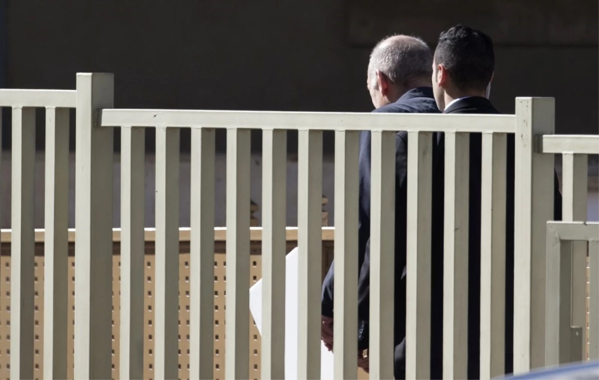 Eski İsrail Başbakanı Olmert Serbest Bırakıldı