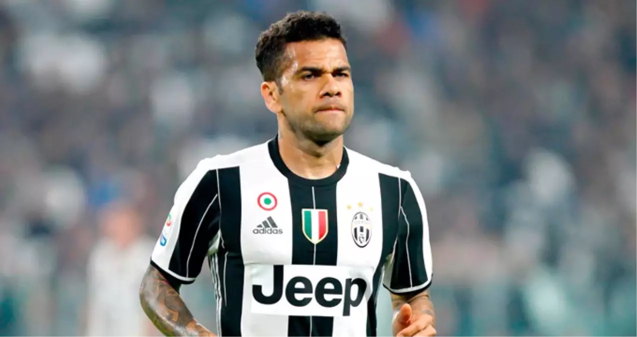 Fenerbahçe, Dani Alves\'in Transfer Olacağı Yönündeki Haberleri Yalanladı