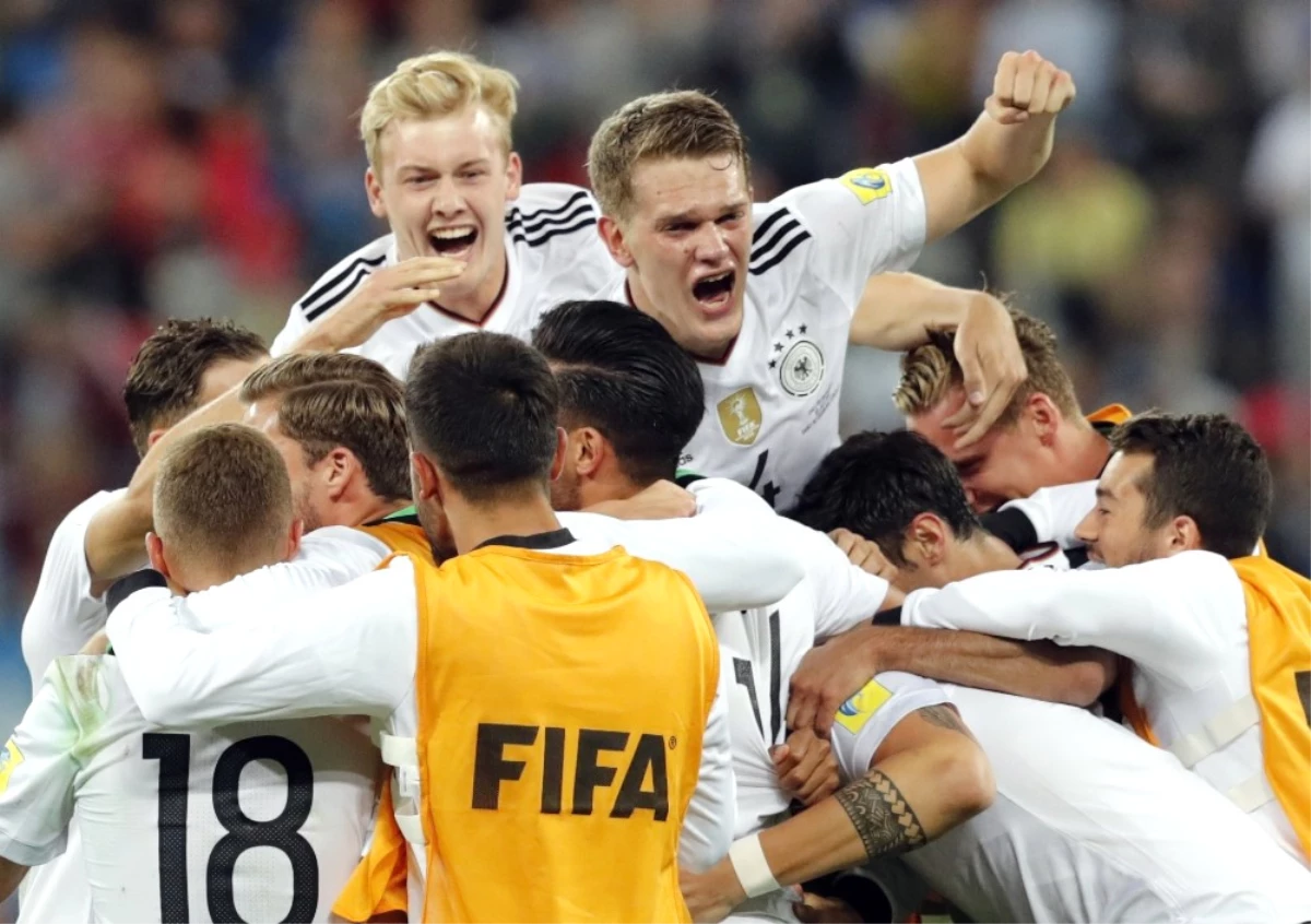 FIFA Konfederasyonlar Kupası Finalinde Almanya, Şili\'yi 1-0 Mağlup Ederek Şampiyon Oldu.