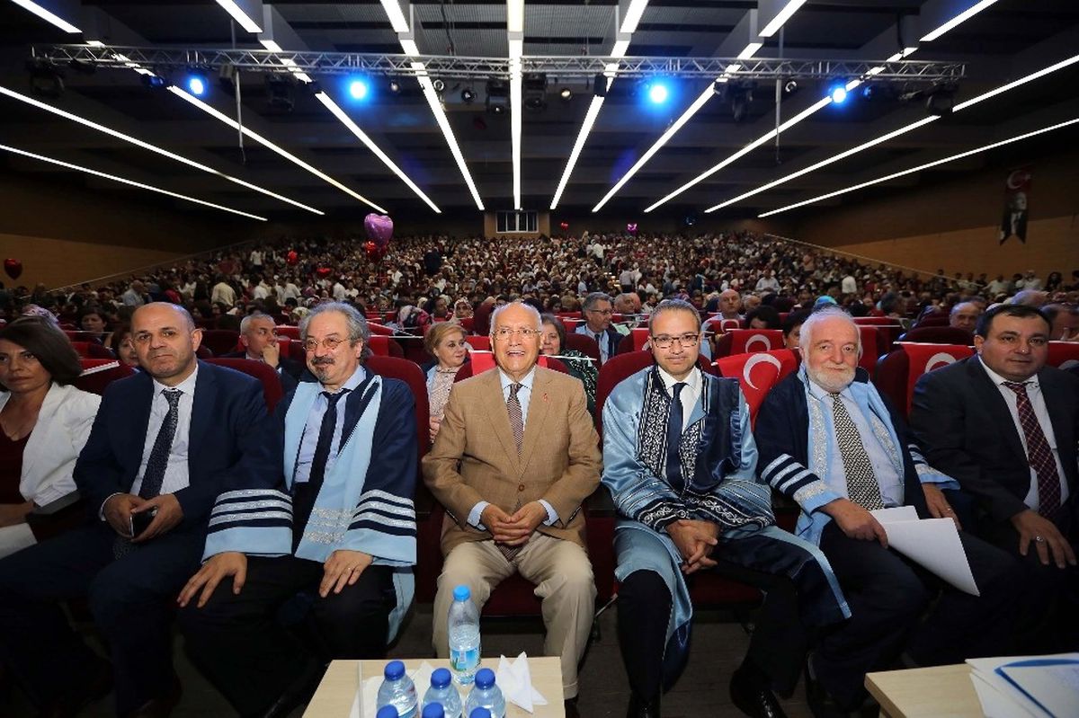 Geleceğin Doktorları Nazım\'da Kep Attı