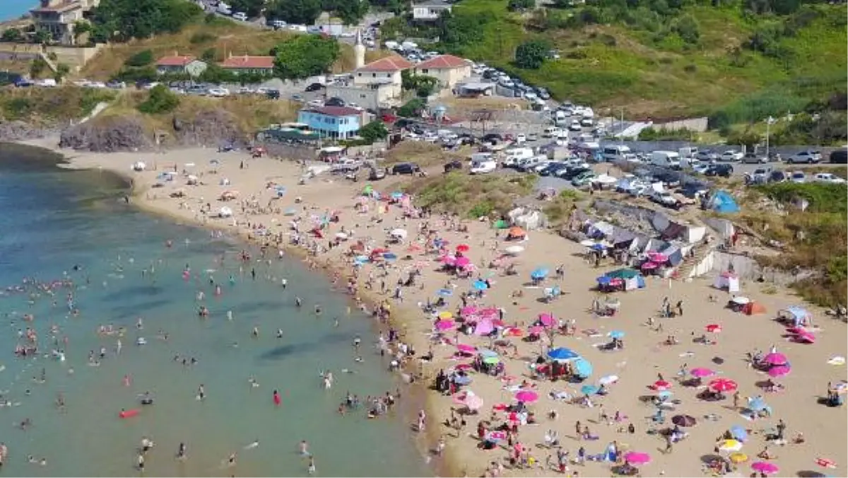Kilyos, Kısırkaya Plajları Serinlemek İsteyenlerle Doldu Taştı