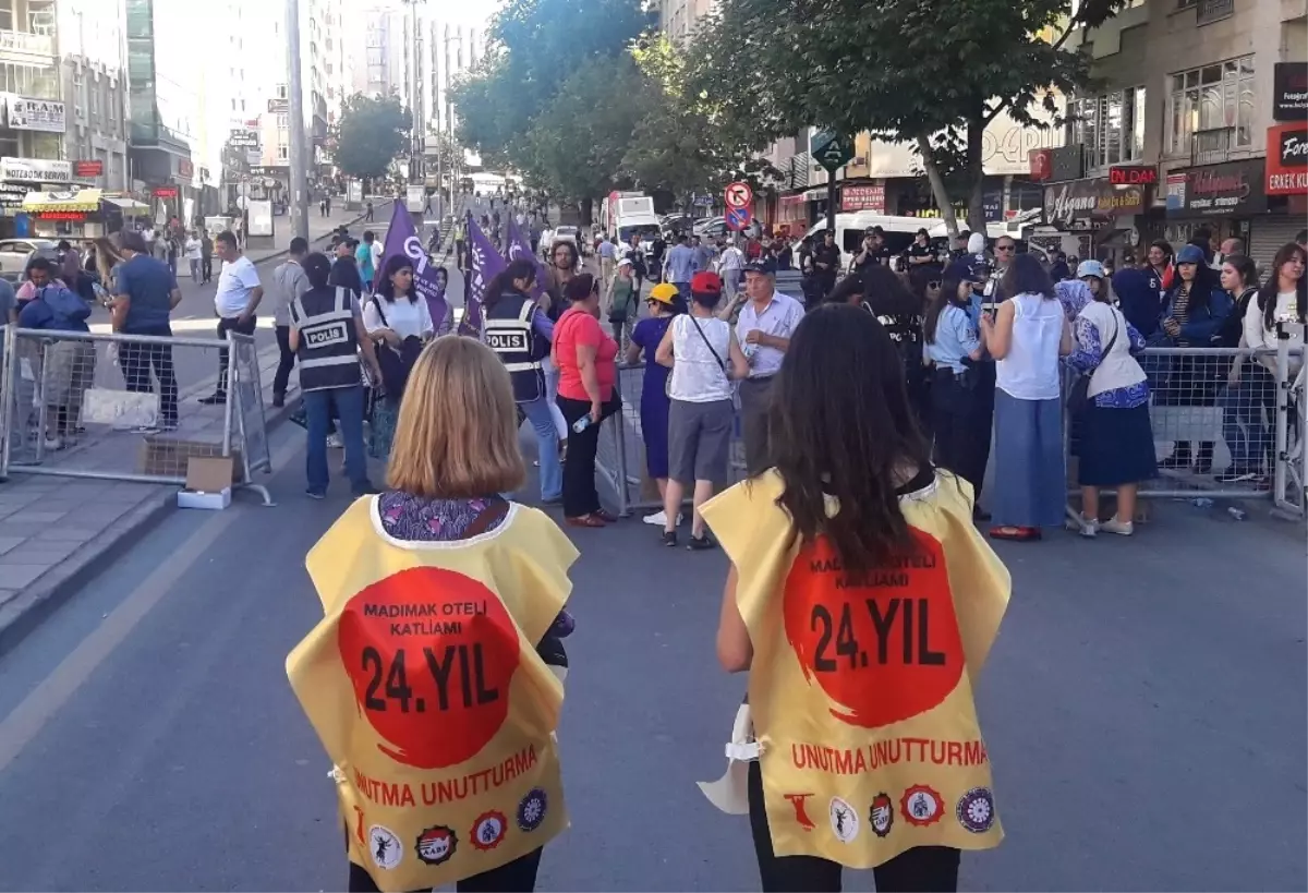 Madımak\'ta Hayatını Kaybedenler Başkent\'te Anıldı