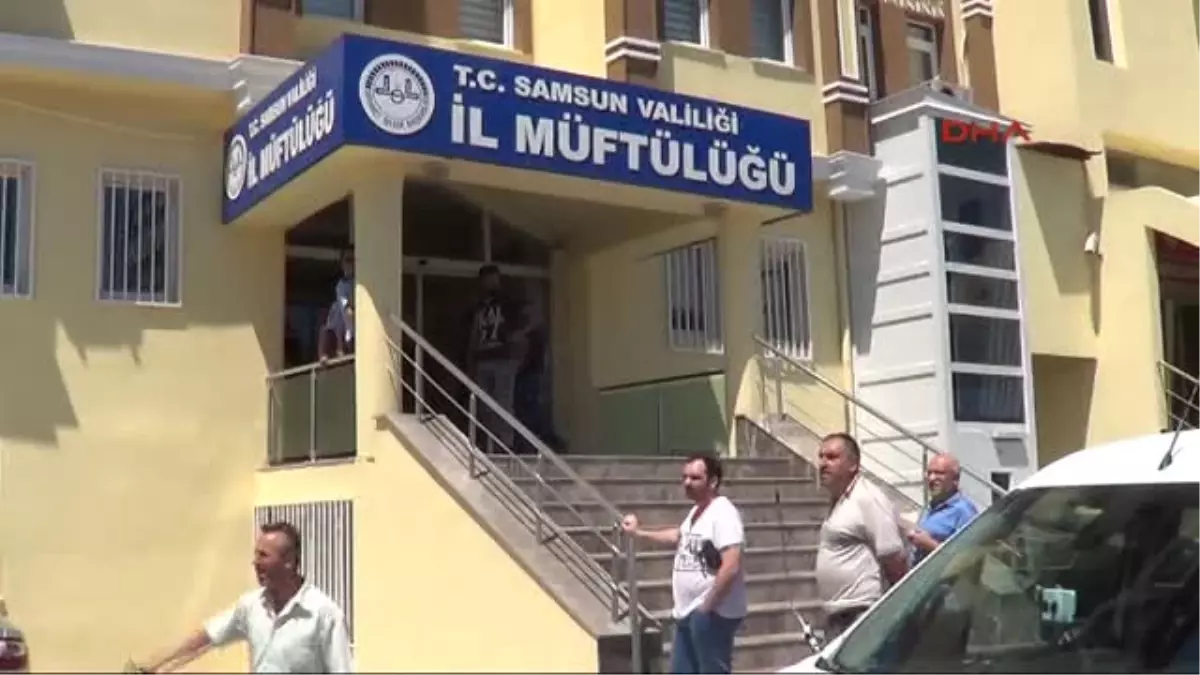 Samsun Müftülük Binasına Girip Polislere Baltayla Saldırdı 1