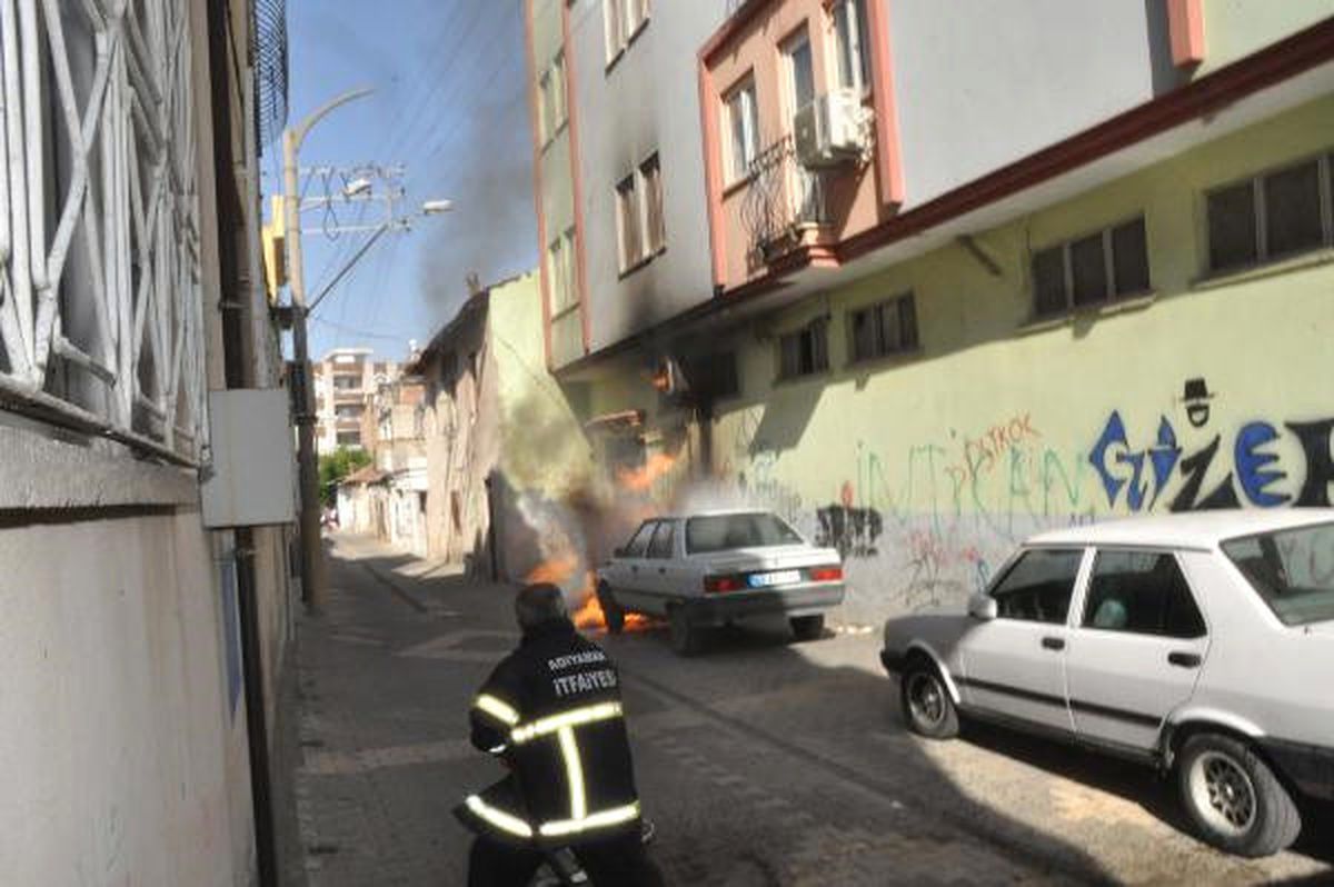 Adıyaman\'da Korkutan Doğalgaz Patlaması