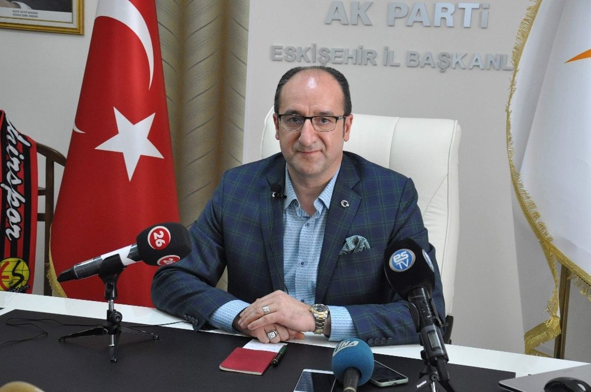 AK Parti İl Başkanı Ünlü Eskişehirspor Genel Kurulunu Değerlendirdi