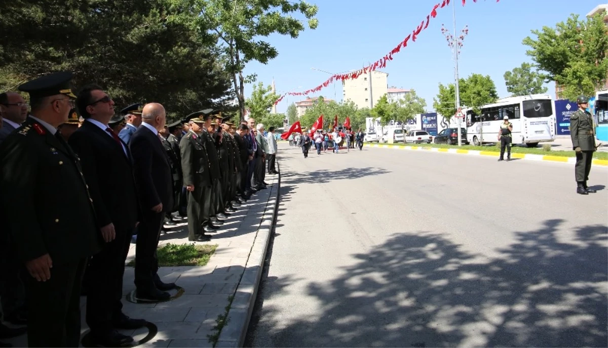Atatürk\'ün Erzurum\'a Gelişinin 98. Yıldönümü Törenlerle Kutlandı