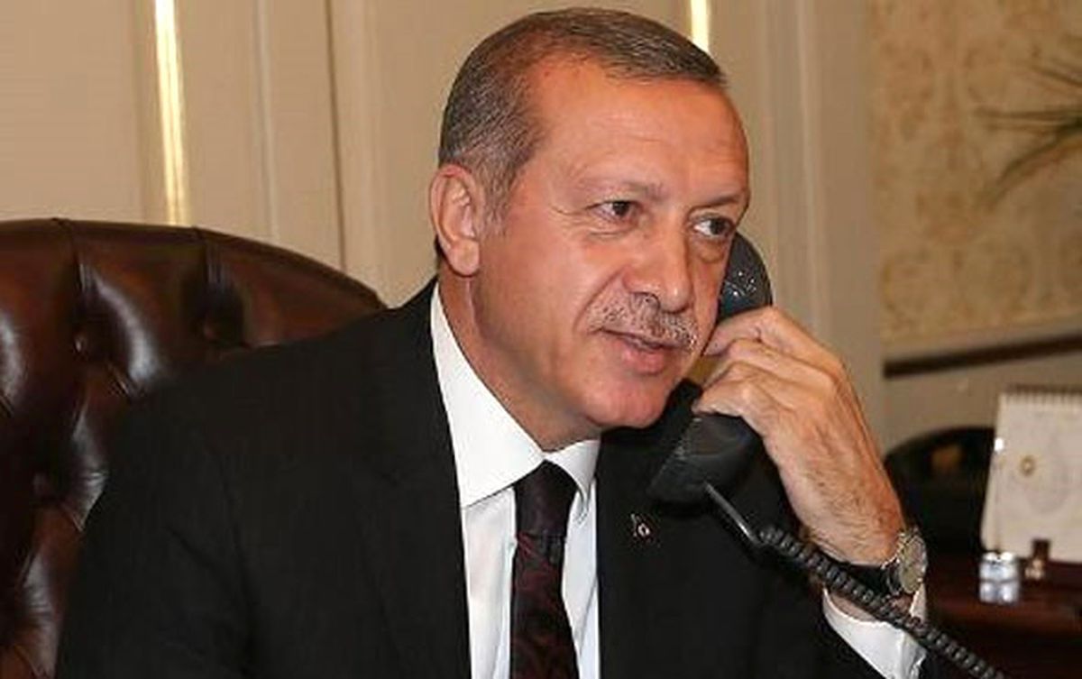 Cumhurbaşkanı Erdoğan, İngiltere Başbakanı May ile Telefonda Görüştü