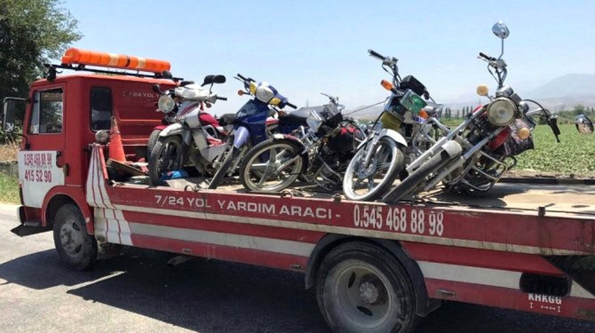 Denizli\'de 102 Motosiklet Sürücüsüne 96 Bin 675 TL Ceza Yazıldı