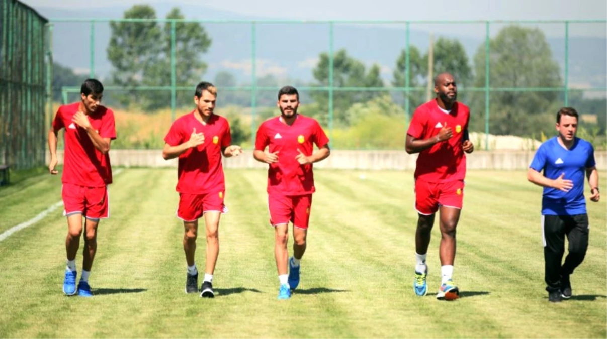 Evkur Yeni Malatyaspor Kalesinde Rekabet Erken Başladı