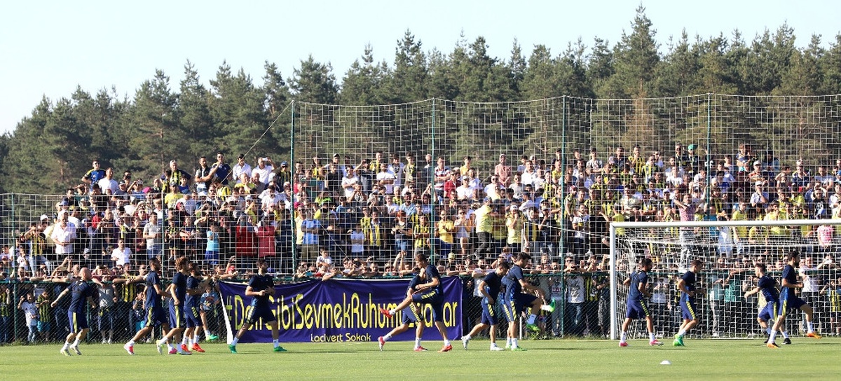 Fenerbahçe\'de Yeni Sezon Hazırlıkları Sürüyor