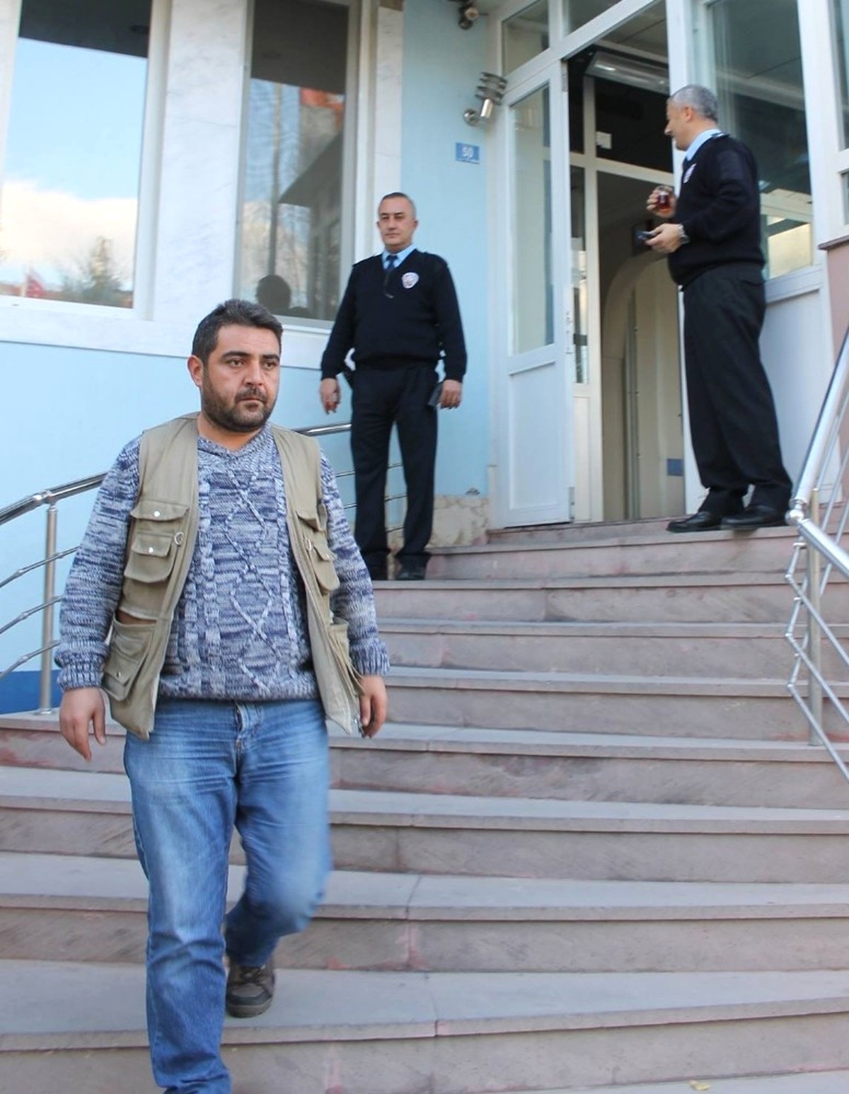 İha Muhabirine Yapılan Saldırıya Avukattan "Montlu" Kılıf