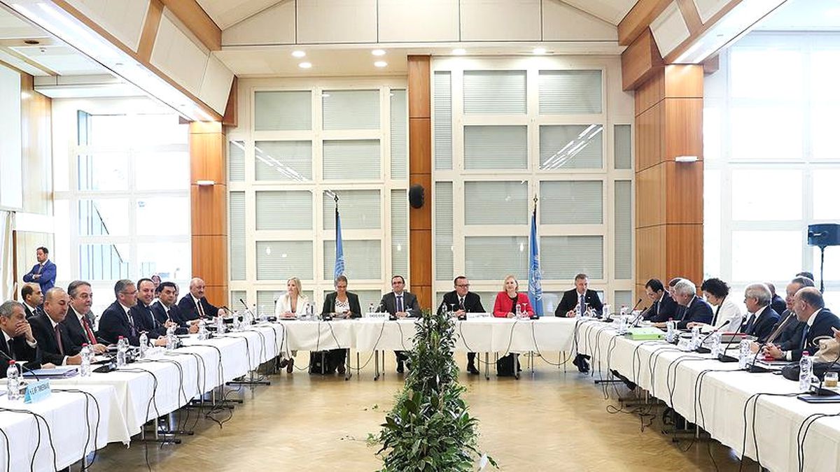 İsviçre\'deki Kıbrıs Konferansı