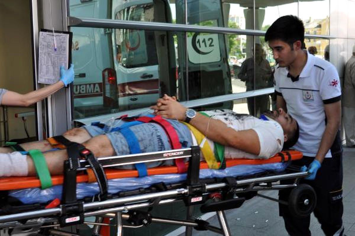 Kayseri\'de Trafik Kazası: 4 Yaralı