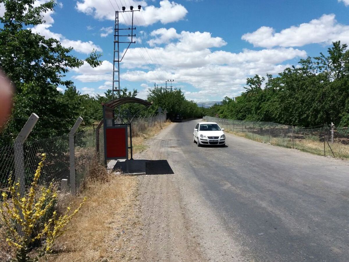 Kırsal Mahallelere 300 Otobüs Durağı