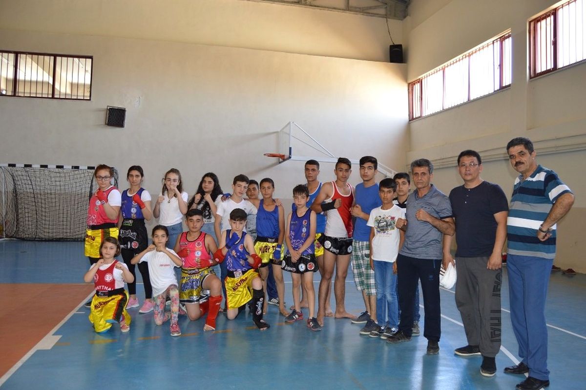 Muay Thai İl Seçmeleri Besni\'de Yapıldı