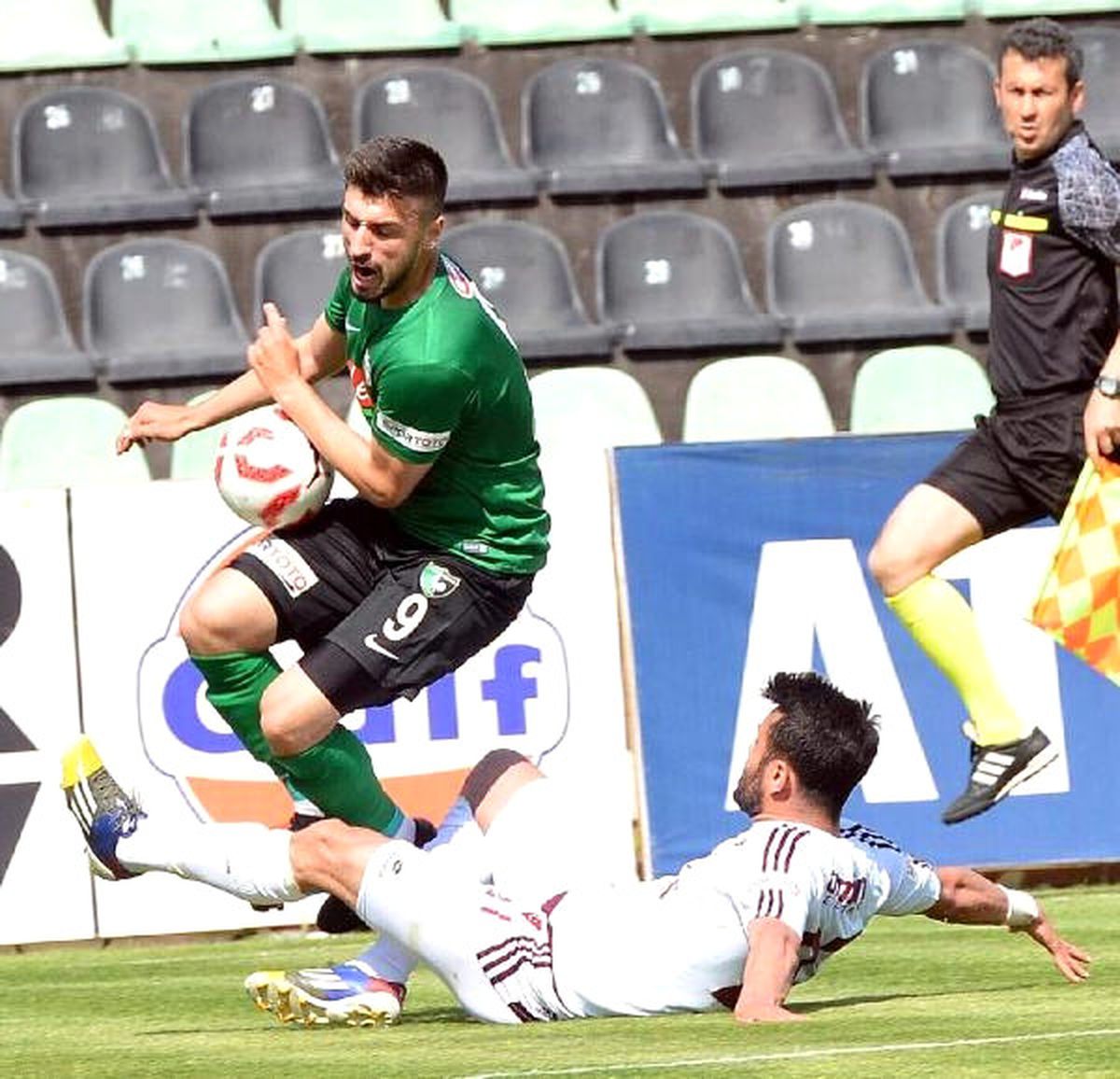 Ozan Altınordu\'nun Kapısından Dönmüş
