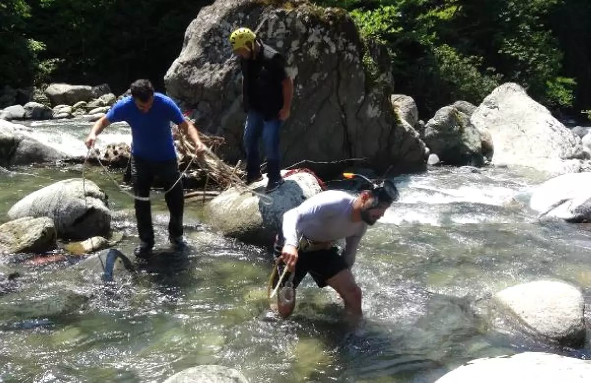 Rize\'de Kayıp Arama Çalışmalarında Yaralananlar Tedavi Altına Alındı